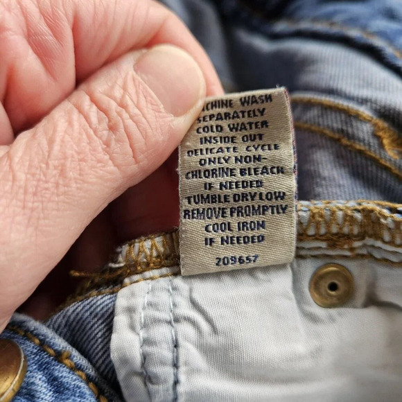 Cabi Low Rise Straight Leg Medium Wash Jeans 5 Pocket Size 4 - Picture 6 of 12